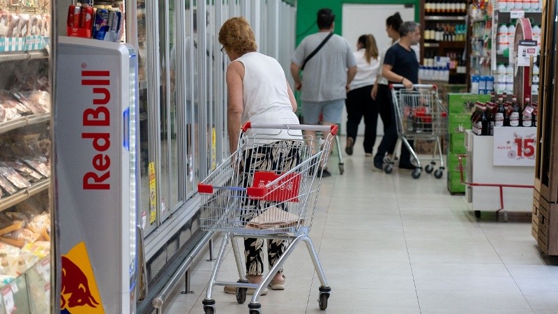 Al menos este lunes, en los supermercados no registraron subar por encimas de las que regularmente registran